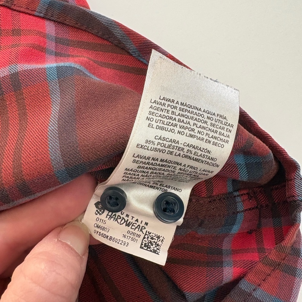 Mountain Hardwear Red Blue Plaid Button Up Long Sleeve Size Medium *Flaw - Picture 5 of 8